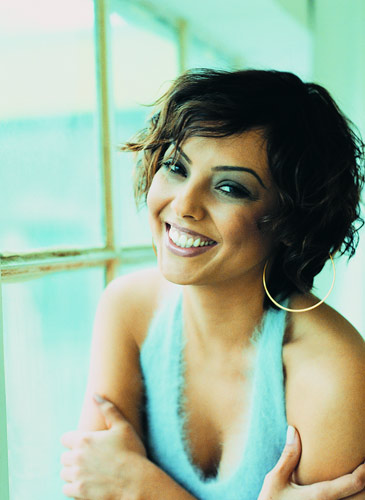 Ebru G�nde� Resimleri